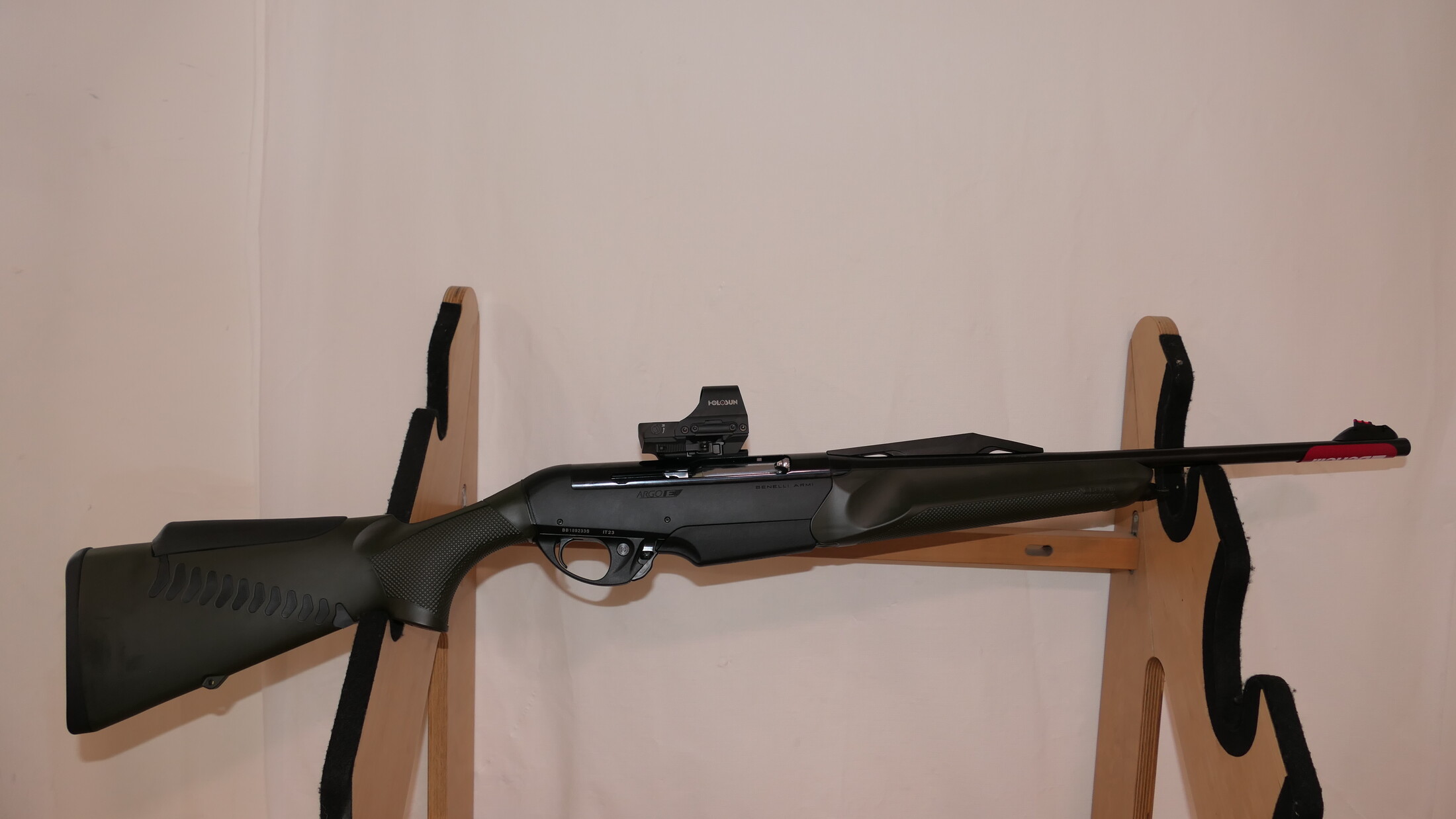 Carabine De Chasse Semi Auto Benelli Argo Confortech Cal Win Mag